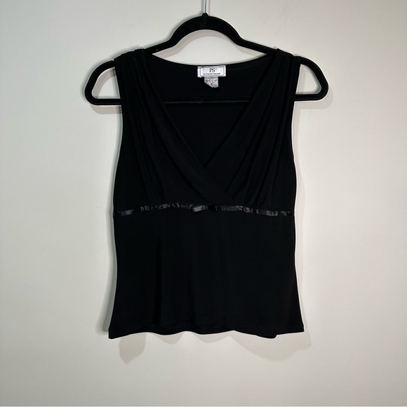 Y2K Top - Y2K tank top v neck with bow - Picture 5 of 7
